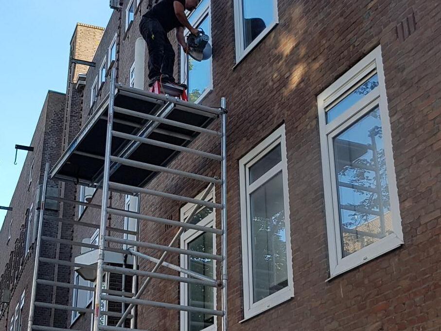 1_cropped.png 1_cropped.png